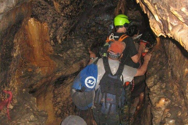 Grotta Dei Tayo | Speleologia | caverne misteriose | Pozzi di luce | Puyo