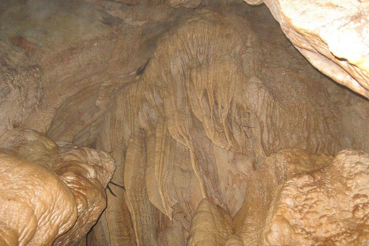 Grotta Dei Tayo | Speleologia | caverne misteriose | Pozzi di luce | Puyo