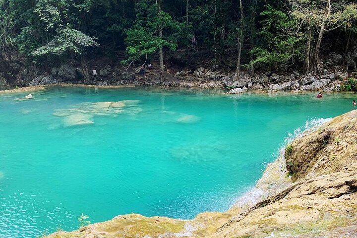 Geniet van de natuurlijke zwembaden van Semuc Champey + de Lanquin-grotten - Tour vanuit Coban