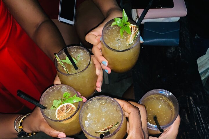 Excursão nocturna exclusiva | Bar & Club, Casino | Mahe, Seychelles | 4h