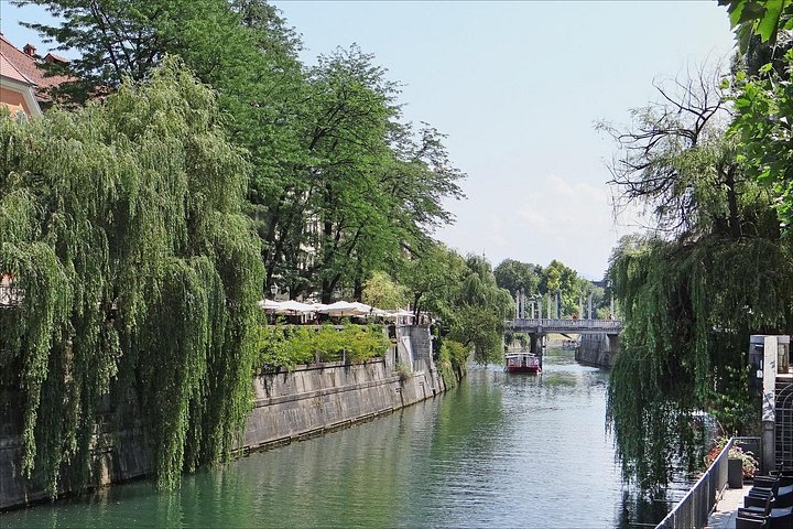 Ljubljana & Lake Bled (up to 8 persons)