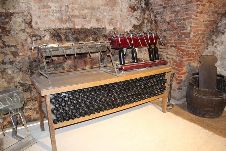 Day trip from Bratislava: Winery Tour with Wine Tasting in the Countryside