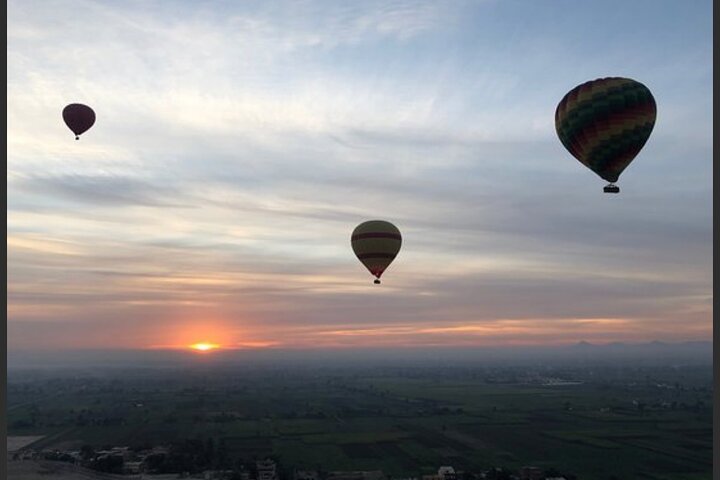 Vol de luxe en montgolfière au lever du soleil à Louxor avec prise en charge à l'hôtel