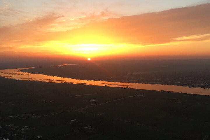 Vol de luxe en montgolfière au lever du soleil à Louxor avec prise en charge à l'hôtel