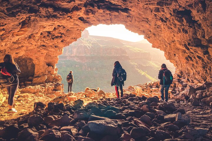 The Red Canyon Tour - Lille grupperejse med lokal madsmagning ツ