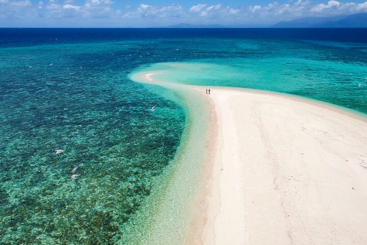 Aventura de navegación y snorkel en Outer Reef Mackay Cay desde Port Douglas