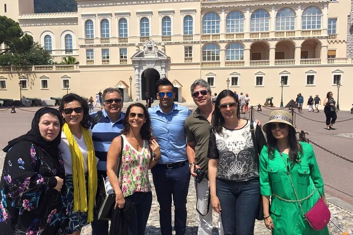 Excursión de medio día en grupo pequeño a Mónaco, Montecarlo y Eze Village
