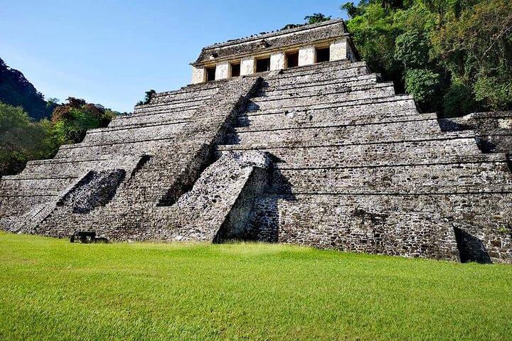 From San Cristobal Tour to Agua Azul, Misol Ha and Palenque
