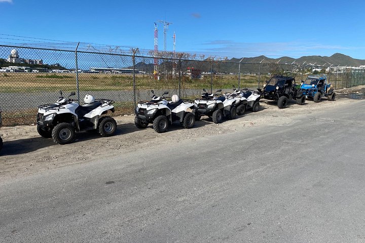 Quads and Furious ATV ツアー & レンタル