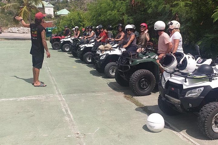Quads and Furious ATV ツアー & レンタル