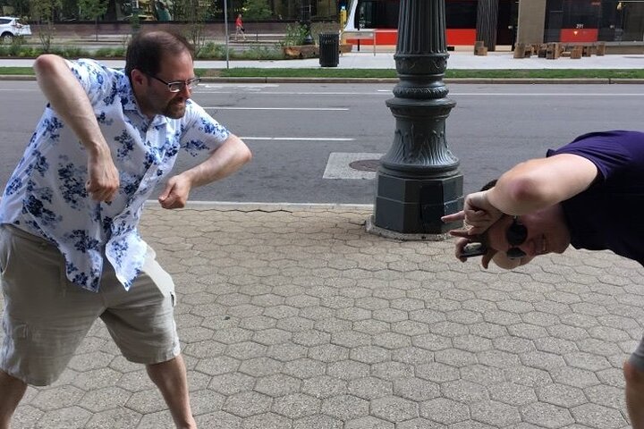 Chasse au trésor amusante à Hartford par des charognards zombies