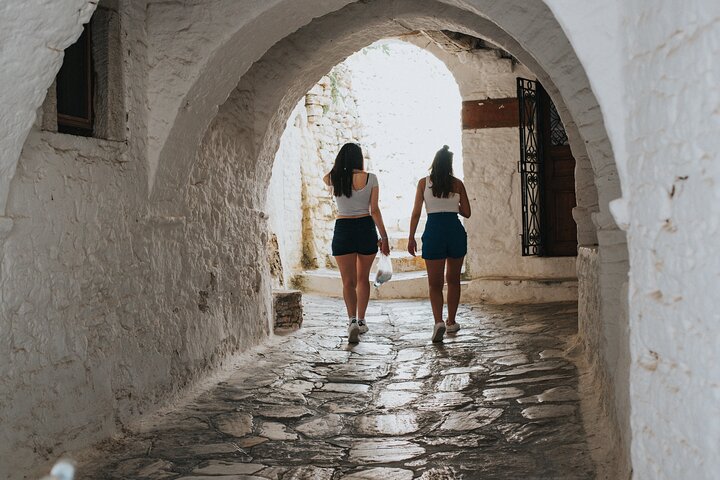 Naxos: Höhepunkte-Bustour mit freier Zeit zum Mittagessen in Apeiranthos