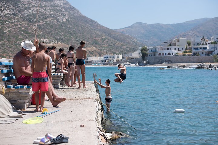 Naxos: Höhepunkte-Bustour mit freier Zeit zum Mittagessen in Apeiranthos