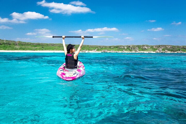 Okinawa Miyako Ganztages-SUP-Kürbishöhle und Kanuabenteuer