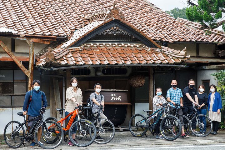 Tour guidato in bicicletta ad Hagi con visita al birrificio Sake