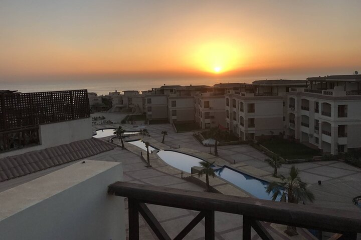 Excursão de um dia ao Mar Vermelho El Ain Sokhna saindo do Cairo