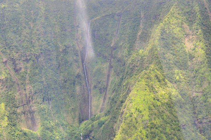Kauai privata dörrar utanför helikopterturen : Ultimate Waterfalls