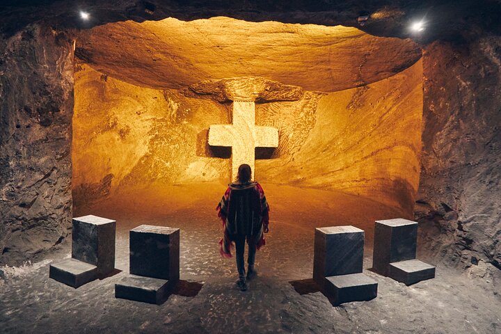 Visite de groupe partagée à la cathédrale de sel de Zipaquirá avec prise en charge