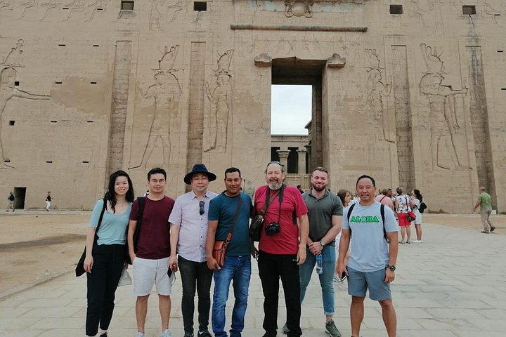 4 Tage Nilkreuzfahrt Assuan nach Luxor & Abu Simbel. Heißluftballon