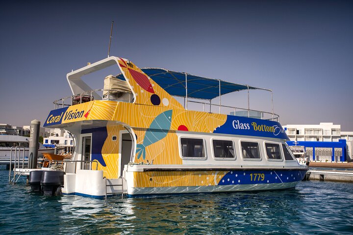 Båt med glasbotten 2-timmars rundtur och utsikt över korallrevet från Aqaba