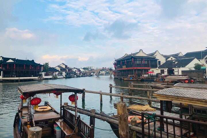 Shanghai Private Tour: Zhujiajiao Wasserstadt und Bootsfahrt