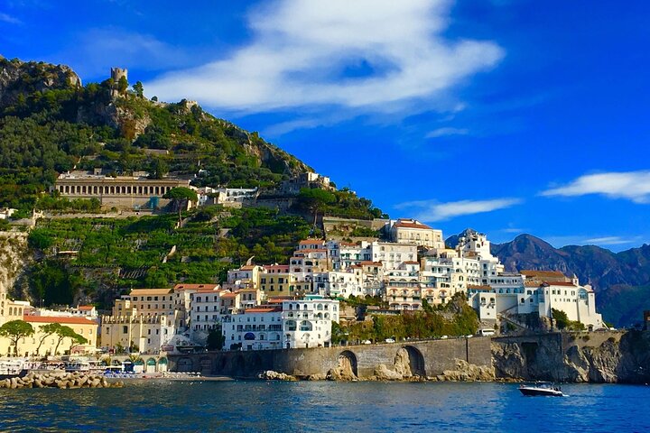 Positano & Amalfikusten Dagstur med båt i liten grupp från Sorrento