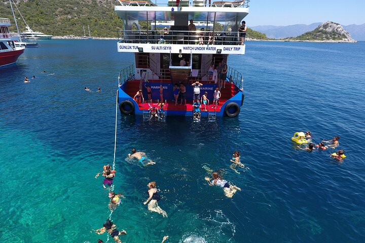 Crociera semi sottomarina con fondo di vetro di un'intera giornata a Marmaris