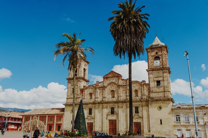 Visite de groupe partagée à la cathédrale de sel de Zipaquirá avec prise en charge