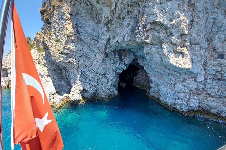 Crociera semi sottomarina con fondo di vetro di un'intera giornata a Marmaris