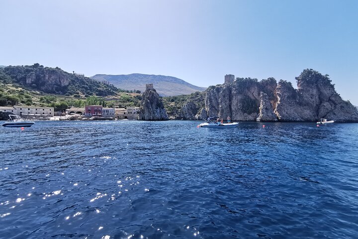 Excursión en barco de día completo de San Vito Lo Capo a Castellammare del Golfo