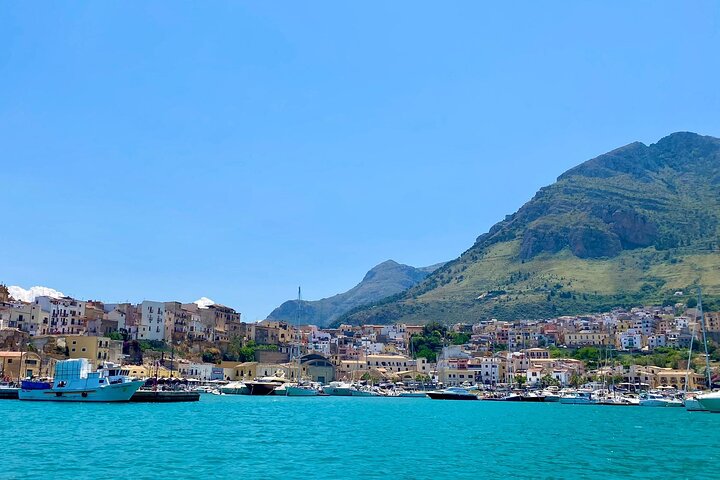 Excursión en barco de día completo de San Vito Lo Capo a Castellammare del Golfo