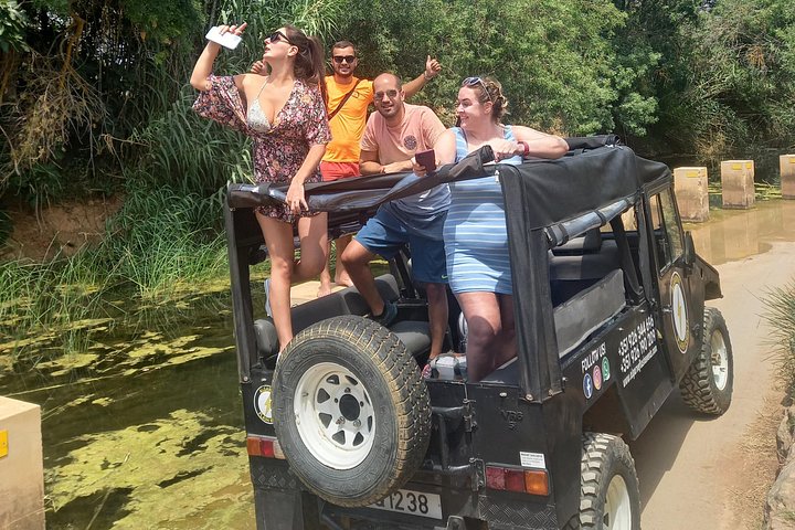 Tour de Safari por Albufeira con Cascada*, Castillo y Pueblos
