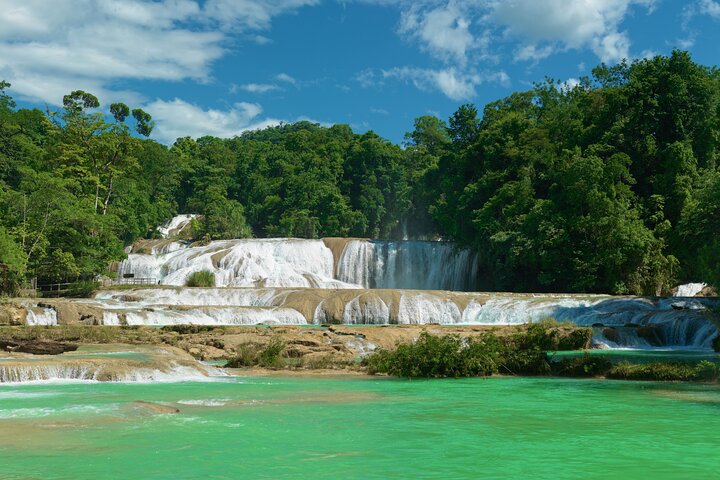 Tour di un'intera giornata alla zona archeologica di Palenque con cascate