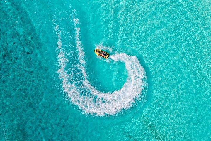 Maafushi: Vannsportskombinasjon - jetski, kajakk og t-banetur