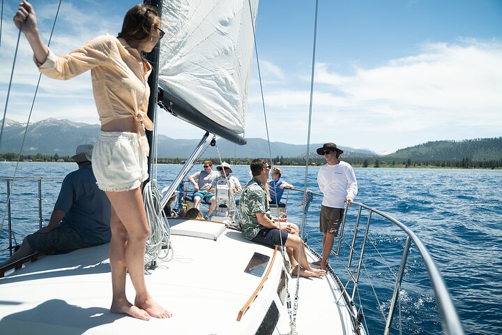 2-stündige Segelkreuzfahrt auf dem Lake Tahoe