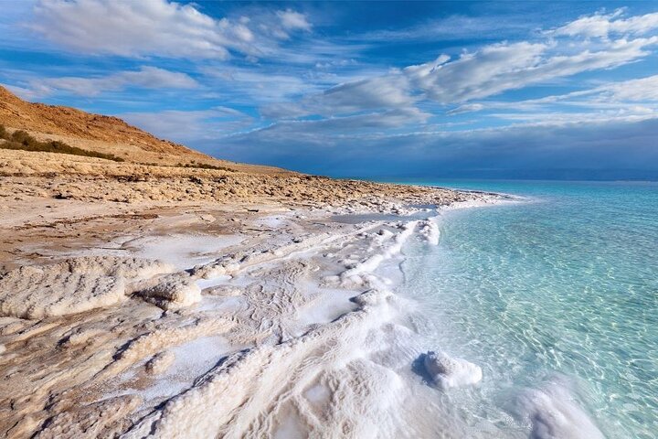 Zuverlässiger & komfortabler Privattransfer von Tür zu Tür Petra ⇆ Totes Meer
