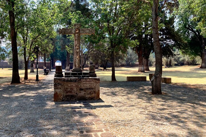Patzcuaro, Santa Clara del Cobre -Copper Town- & Tzintzuntzan