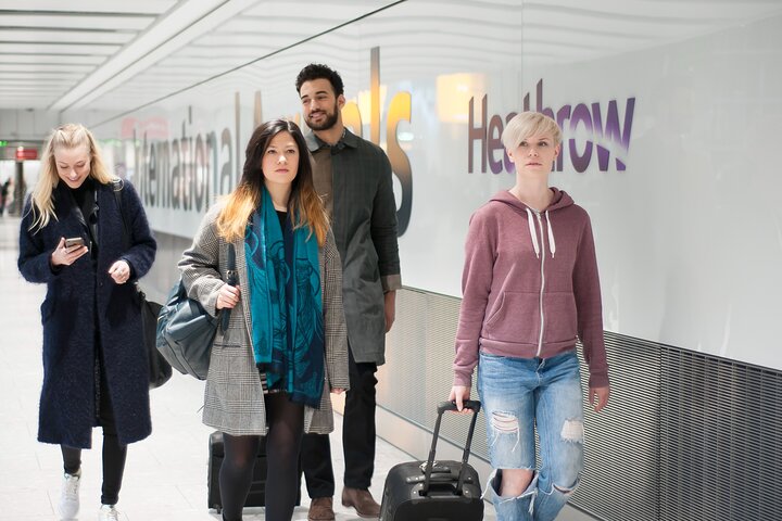 Ankunft am Flughafen London Stansted Privater Transfer-Flughafen zum Docklands Hotel