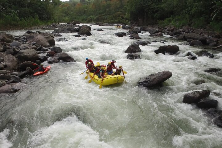 3-tägige Tour auf dem Pacuare-Fluss in Costa Rica.