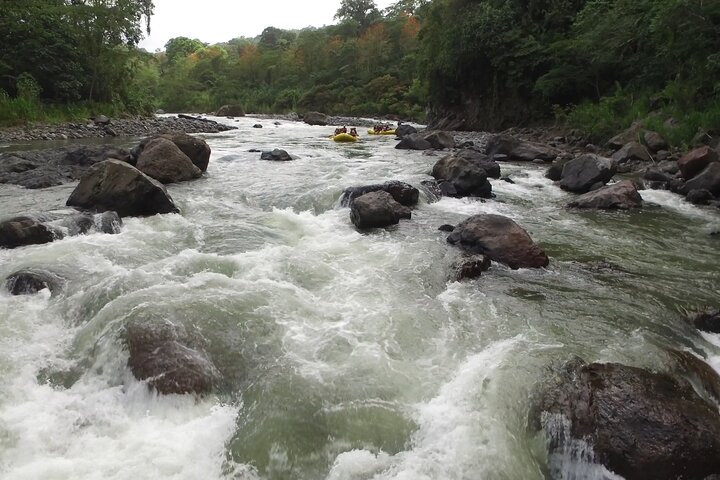 3-tägige Tour auf dem Pacuare-Fluss in Costa Rica.