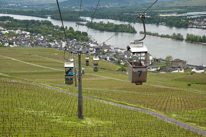Tour privado a pie por Rudesheim con un guía profesional