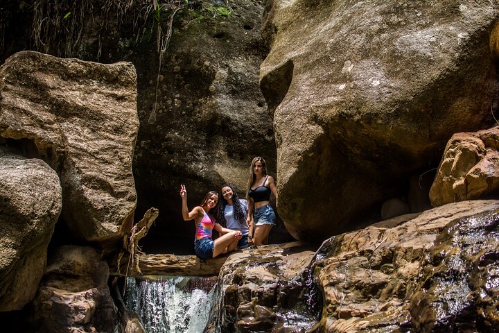 Una giornata per godersi la natura e vivere un'avventura nel fiume Giordano