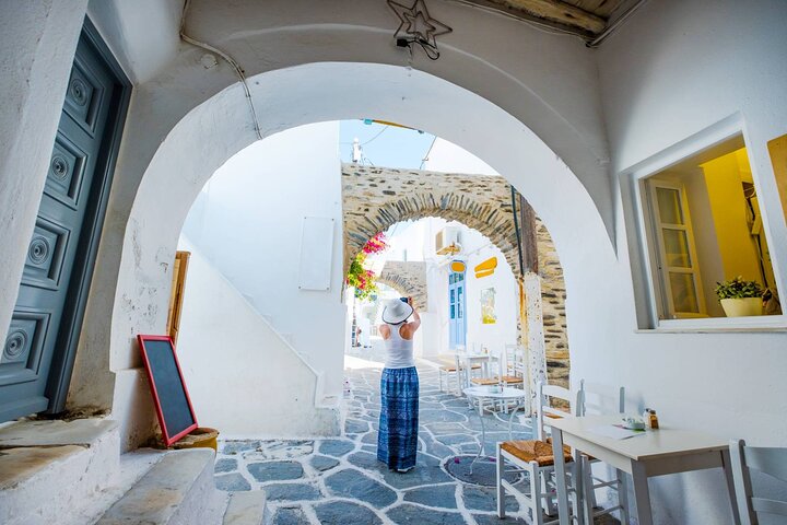 Tour de medio día por lo mejor de Paros con transporte