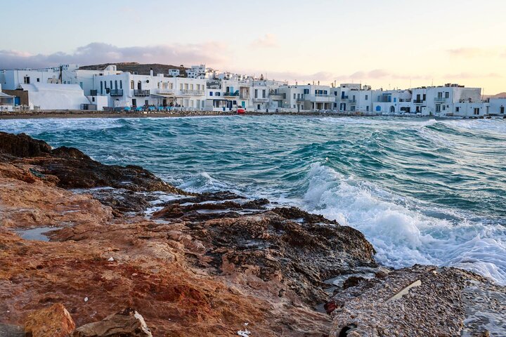 Tour de medio día por lo mejor de Paros con transporte