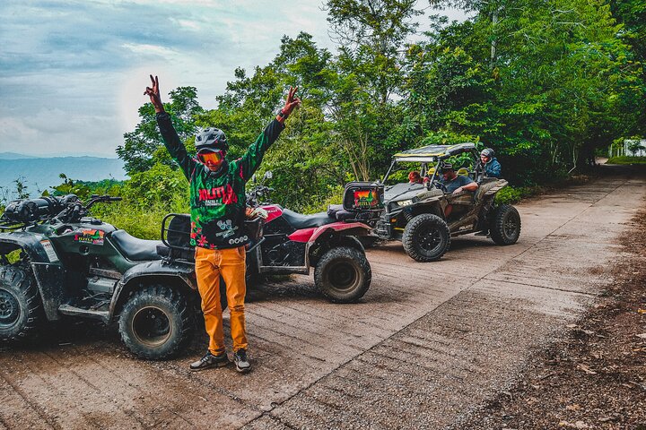 Tour en RZR, CAN-AM o cuatrimoto en Xilitla