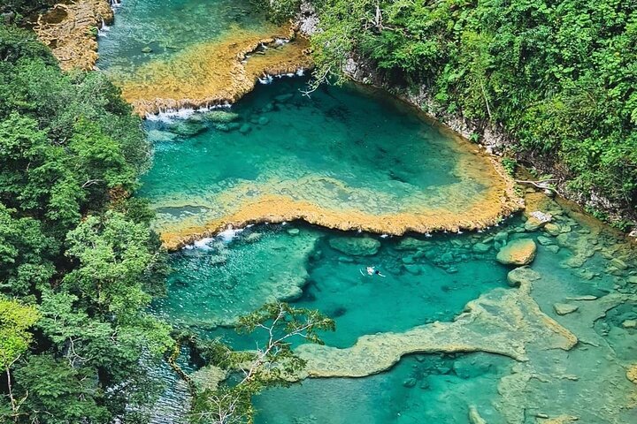 Ontdek de paradijselijke Semuc Champey + Kanba-grotten - Tour vanuit Cobán