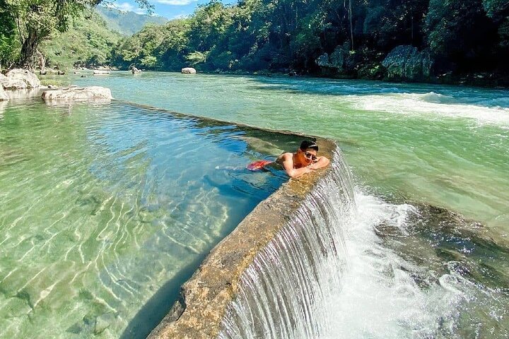 Ontdek de paradijselijke Semuc Champey + Kanba-grotten - Tour vanuit Cobán