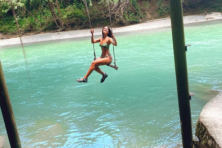 Ontdek de paradijselijke Semuc Champey + Kanba-grotten - Tour vanuit Cobán
