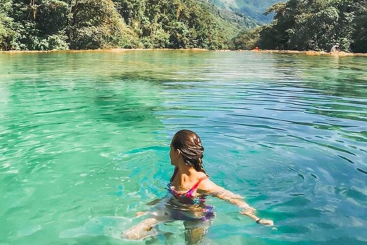 Ontdek de paradijselijke Semuc Champey + Kanba-grotten - Tour vanuit Cobán