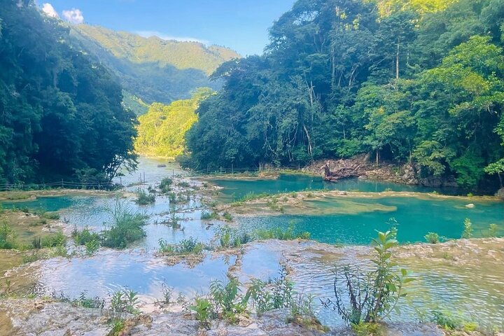 Geniet van de natuurlijke zwembaden van Semuc Champey + de Lanquin-grotten - Tour vanuit Coban